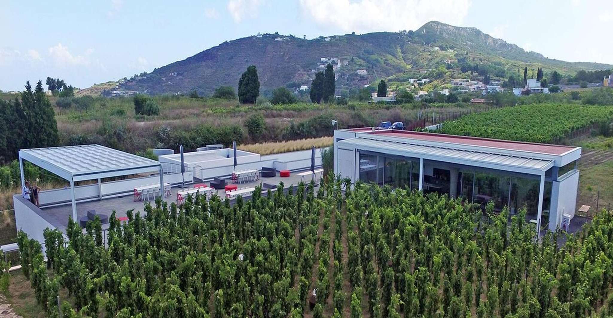 Lipari, Şarapçılık Rehberli Tur ve Şarap Tadımı - Hizvo