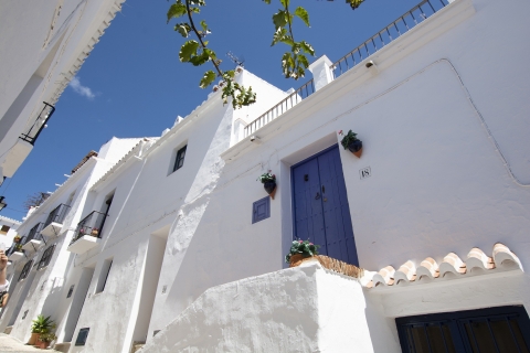 From Granada: Private Trip to Nerja, Caves, and Frigiliana