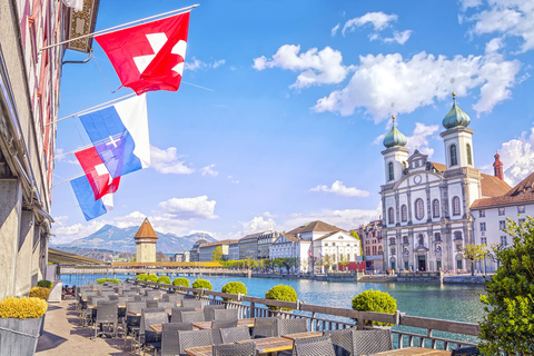 Visite en petit groupe de la ville de Lucerne incl. Croisière sur le lac au départ de BâleDe Bâle: excursion guidée d'une journée à Lucerne et croisière sur le lac des Quatre-Cantons