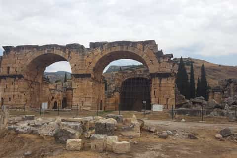 From Selcuk/Kusadasi/Izmir: Pamukkale Full-Day Tour