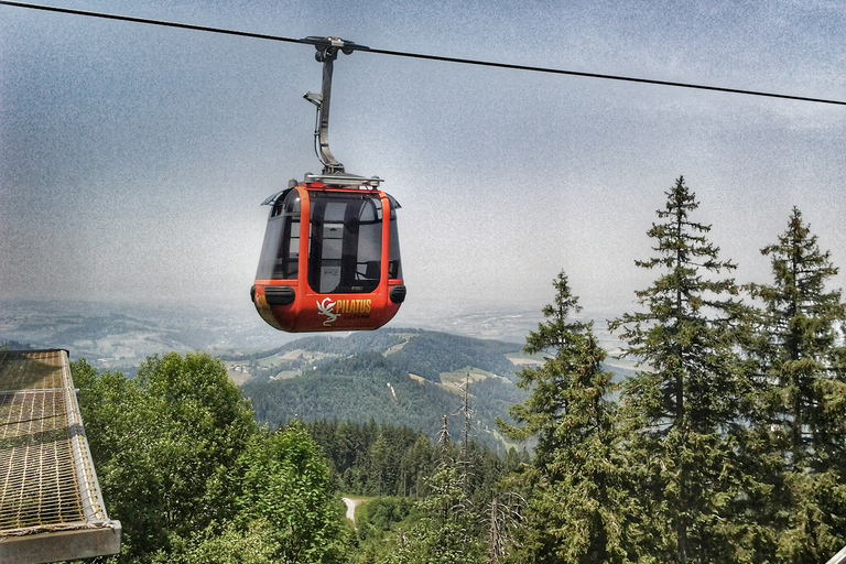 Mt.Pilatus Golden Round Trip Wycieczka w małej grupie z ZurychuZ Zurychu: Złota wycieczka w obie strony na górę Pilatus