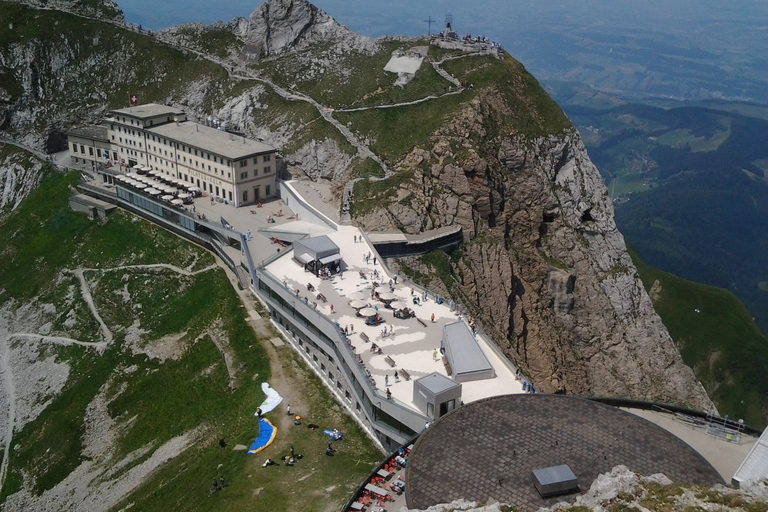 Mt.Pilatus Golden Round Trip Wycieczka w małej grupie z ZurychuZ Zurychu: Złota wycieczka w obie strony na górę Pilatus