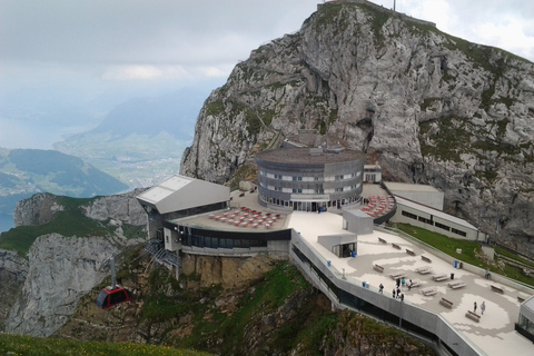 Mt.Pilatus Golden Round Trip Wycieczka w małej grupie z ZurychuZ Zurychu: Złota wycieczka w obie strony na górę Pilatus