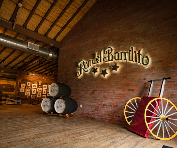 San Juan: Ron del Barrilito Distillery Tour