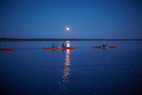 Sigiriya: Full Moon Night Kayaking Adventure