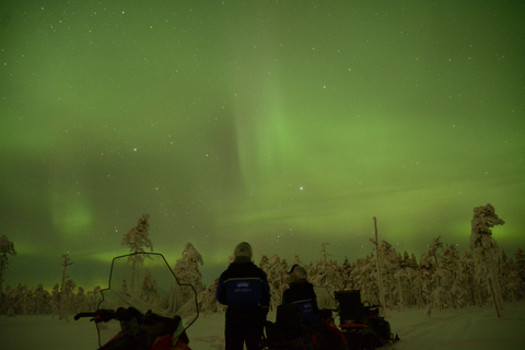 Rovaniemi: Tour nocturno en moto de nieve