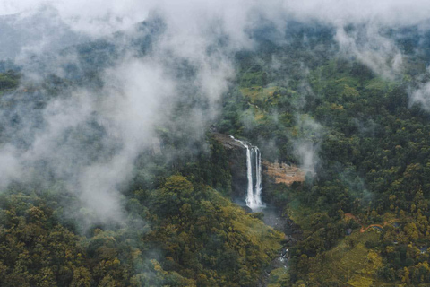 Kandy: 2-Day Adam's Peak Sunrise Hike and Waterfalls Tour