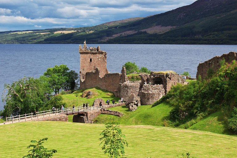 Chauffeur driven sightseeing Edinburgh to & from Inverness Chauffeur driven sightseeing Edinburgh to/from Inverness