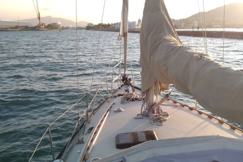 Townsville: Sunset Sailing Tour Boat Cruise