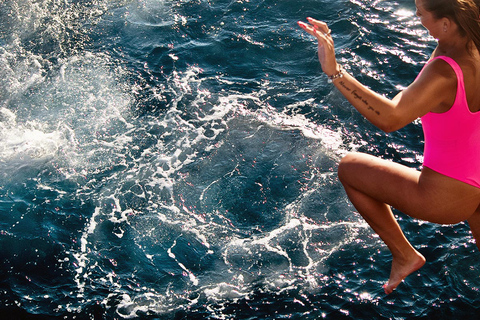 Mykonos : soirée en bateau au coucher du soleil avec bar ouvert et DJ en direct