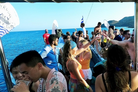 Mykonos : soirée en bateau au coucher du soleil avec bar ouvert et DJ en direct