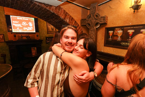 Cannes: Bar Crawl Madness 4 Bars, Wild Games &VIP Club Entry Cannes : Bar/Pub Crawl with Free Shots and VIP Access