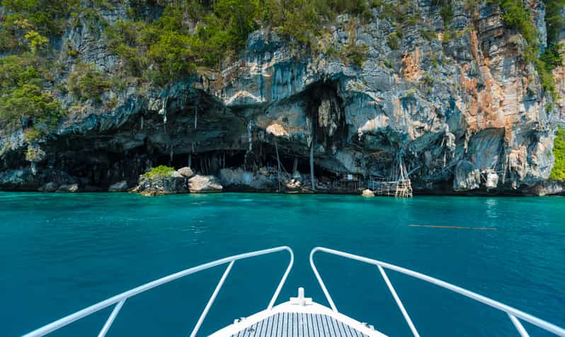 Phuket Excursión de día completo en lancha rápida por las islas Phi