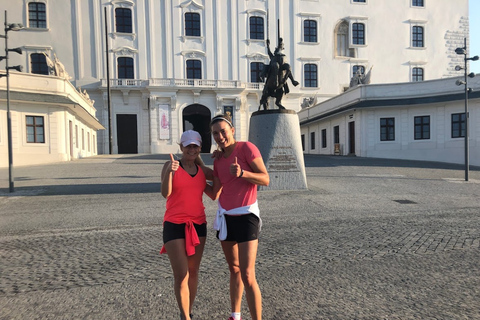 Bratislava: City Highlights Running TourBratislava: City Highlights Running Tour veckodag