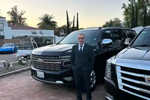 Los Angeles: 1-Way Private Transfer from LAX to Disneyland