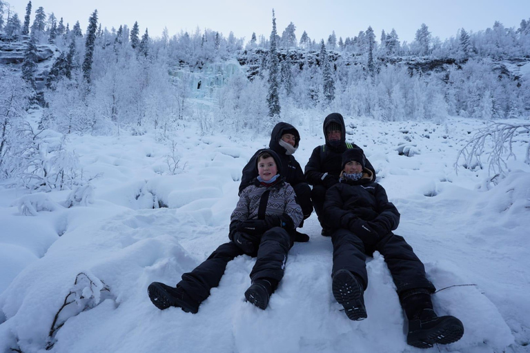 Rovaniemi: Kourouma Canyon Hiking Tour with BBQ