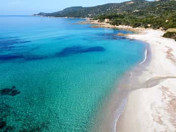 Da Porticcio: tour in motoscafo alla spiaggia di Cupabia con soste