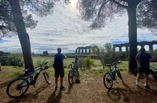 Rom:Appian Way E-Bike Tour mit Katakomben, Aquädukten und Essen