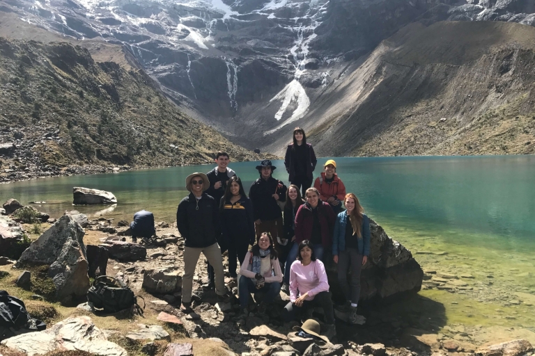 Cusco: ontdek de besneeuwde toppen van het Humantay-meer