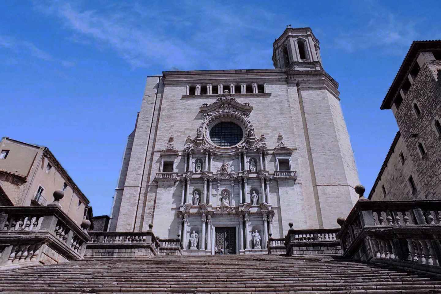Girona: Cathedral of Girona + Art Museum + St. Felix Church - Girona: Art Museum, Cathedral, St. Felix Church 3-in-1 Pass