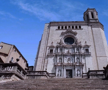 Girona: Cathedral of Girona + Art Museum + St. Felix Church