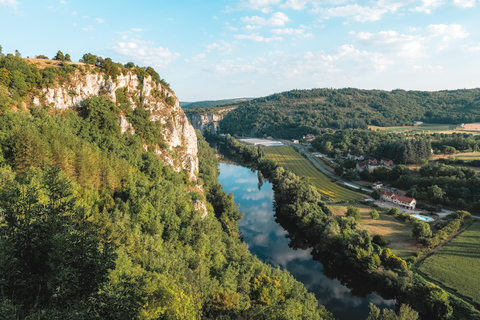 Tour of Saint-Cirq-Lapopie, an iconic village in southwestern France