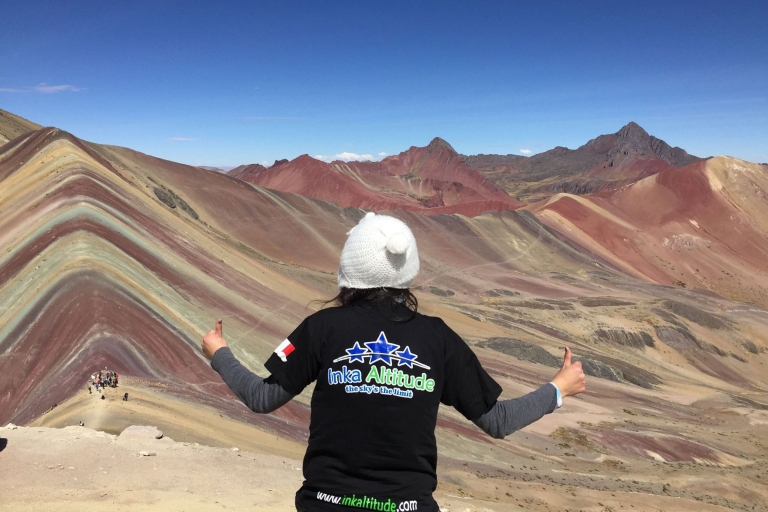 Desde Cusco: excursión de 2 días a la montaña Arcoíris y acampada