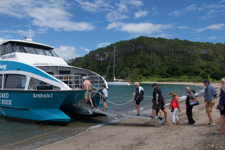 Paihia/Russell: Hole in the Rock Cruise mit 2 InselstoppsVon Paihia aus: Hole in the Rock Cruise & 2 Insel Zwischenstopps