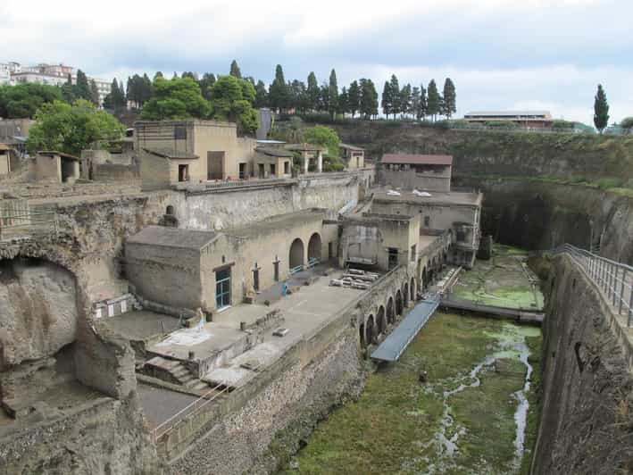 herculaneum walking tour