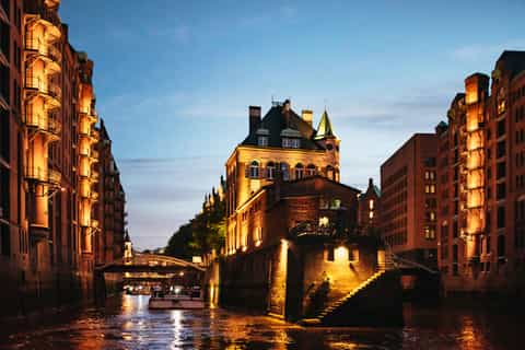 Hamburg: Harbor Evening Lights Cruise