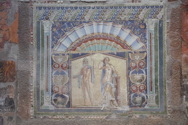 Van Napels: privétour Pompeii, Herculaneum en VesuviusPrivétour door Sedan vanuit hotel