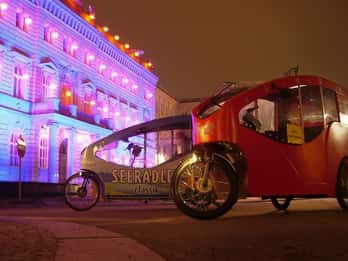 Berlino Express: Giro privato in E-Rickshaw di 1 ora