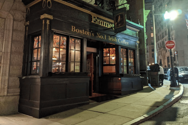 Boston: Boos and Brews Pub Crawl embrujado