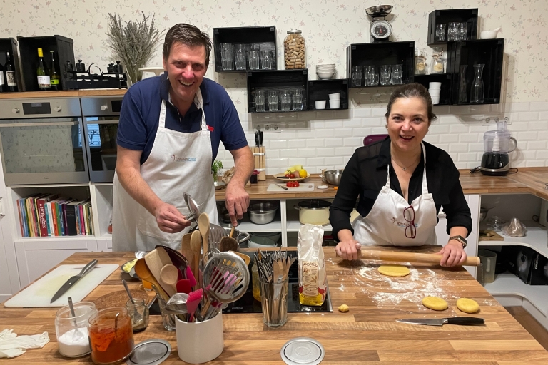 Budapest : cours de cuisine hongroise avec un chef localCours de cuisine hongroise à Budapest