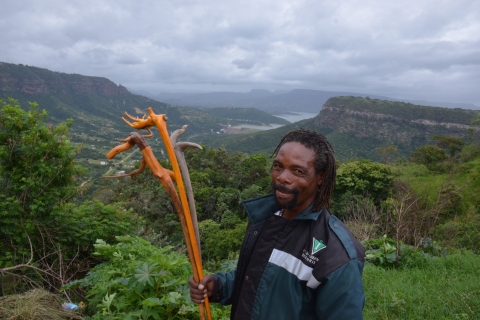 Durban: Tagestour zum Zulu-Orakel und Kräuterkunde