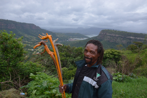 Durban: Tagestour zum Zulu-Orakel und Kräuterkunde