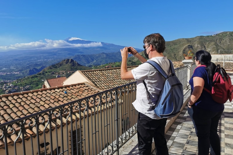 From Catania: Full-Day Mount Etna and Taormina Tour Full-Day Mount Etna & Taormina Tour in French