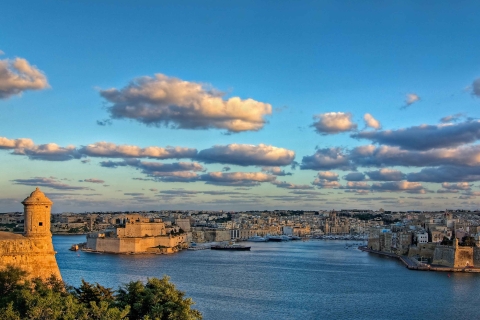 Valletta: Selbstgeführter historischer Rundgang und Hafenviertel