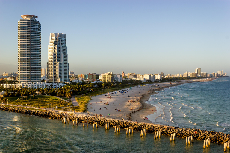 Miami: South Beach: Tour particular de 30 minutos em um helicóptero de luxo