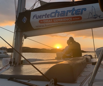 Fuerteventura: Sunset Catamaran Trip to Lobos Island