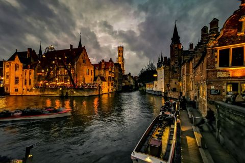 Bruges: tour a piedi autonomo delle attrazioni della città con caccia al tesoro