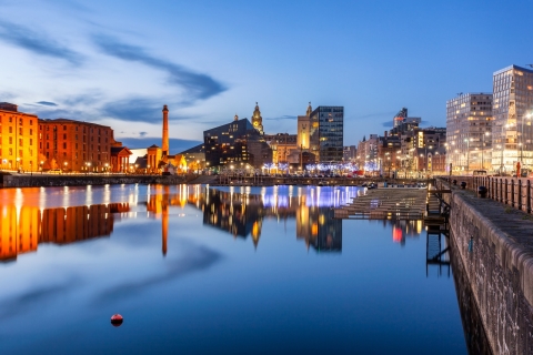 Liverpool: búsqueda del tesoro autoguiada y recorrido a pie por la ciudad
