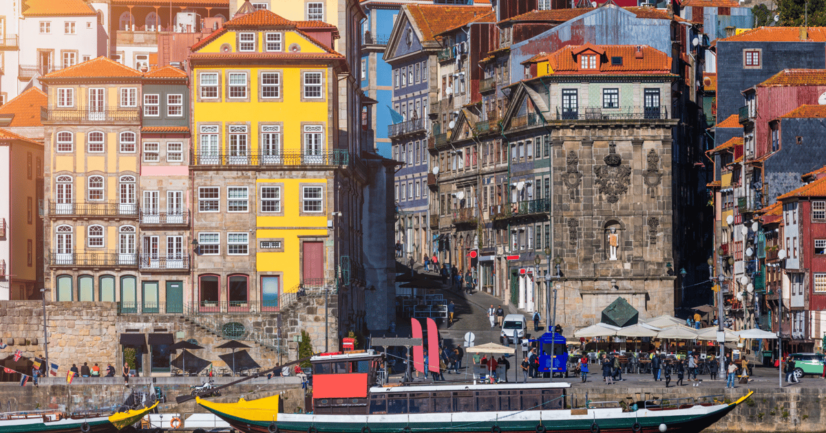 Oporto Búsqueda Del Tesoro Autoguiada Y Visita De La Ciudad Más Destacada Getyourguide 9646