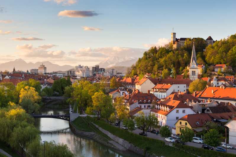 Ljubljana:Highlights Self-Guided Scavenger Hunt & Tour