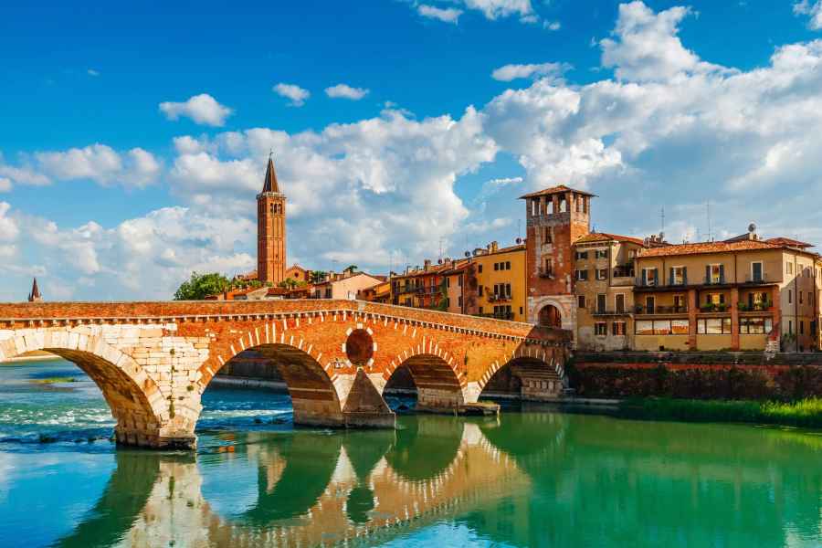 Verona: Highlights Selbstgeführte Schnitzeljagd und Stadtrundfahrt