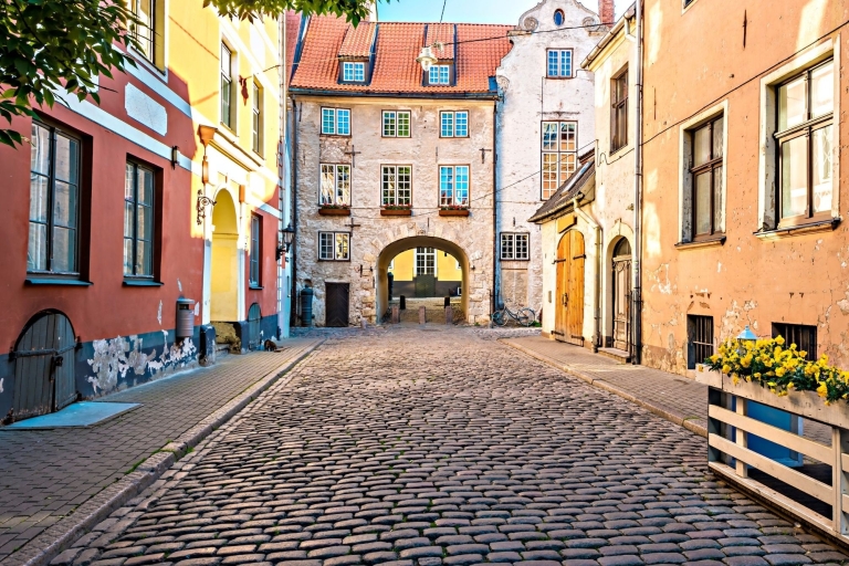 Riga met en valeur la chasse au trésor autoguidée et la visite à piedRiga: chasse au trésor mobile et visite à pied autoguidées