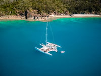 Airlie Beach，2天的Whitsunday群岛航行浮潜之旅 - Housity