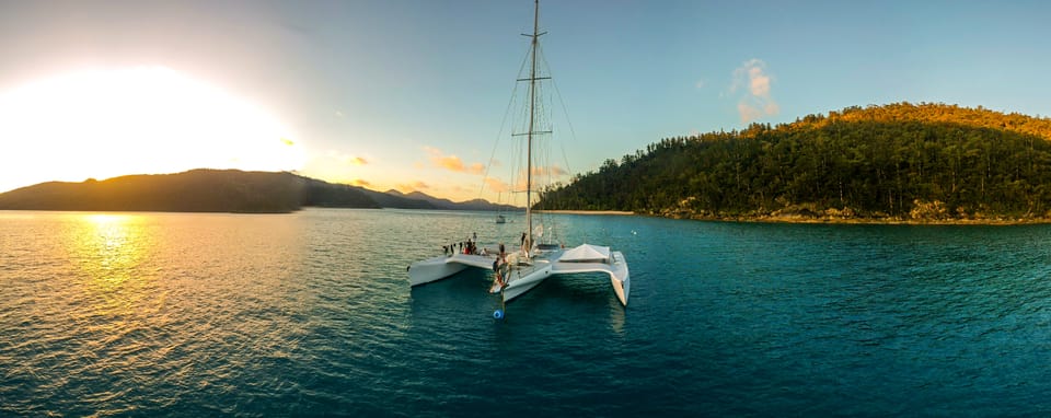 Airlie Beach: 2-Day Whitsunday Islands Sailing Snorkel Tour | GetYourGuide