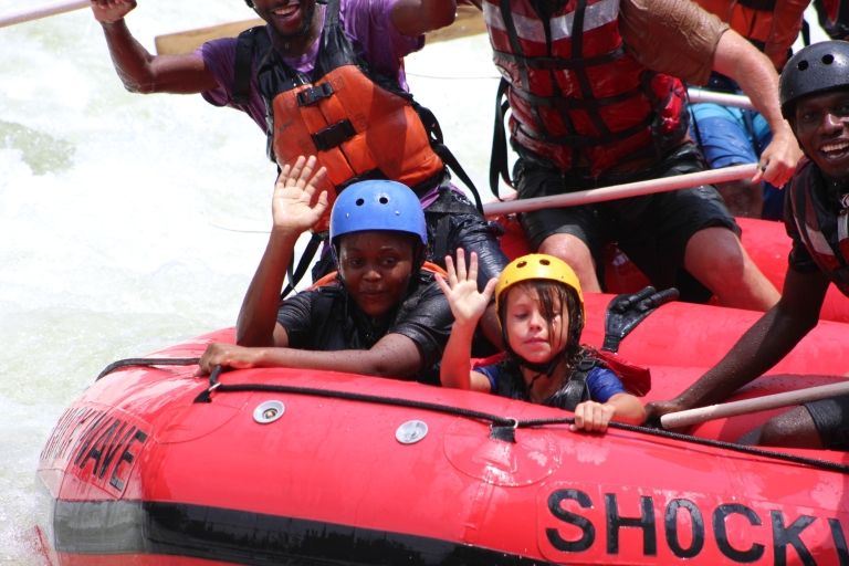 Río Zambezi: rafting en aguas bravas para niñosDesde las cataratas Victoria: rafting en aguas bravas para niños