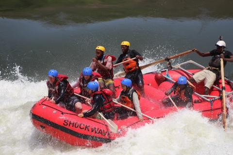 Victoria Falls: Zambezi River White Water Rafting ExperienceHoogwaterseizoen met hotelovername in Zimbabwe